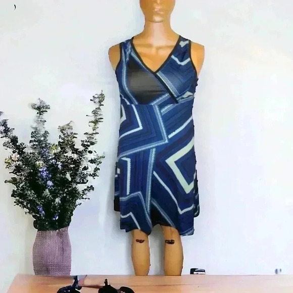 Lole Black & Blue Geometric Sleeveless Stretch Dress | Size Small Summer Style - Picture 5 of 6
